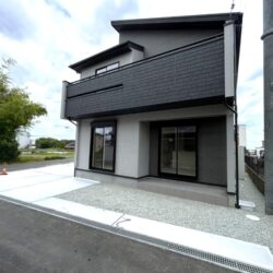 【新築戸建】◆小野市黒川町３棟２号棟◆仲介手数料不要◆オプションクーポン1０万円分プレゼント（当社でご成約の方限定特典）