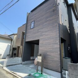南側と北側の両面が道路なので、日当り・風通しに優れています