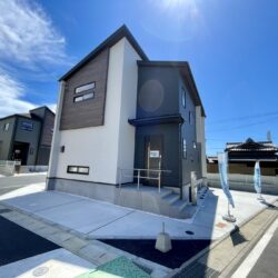 【新築戸建】◆小野市本町３棟１号棟◆仲介手数料不要（当社でご成約の方限定特典）◆子育てグリーン住宅補助金８０万円対象物件です♪